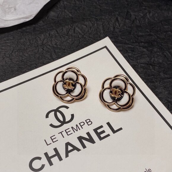 Chanel earrings - Picture 7 of 7